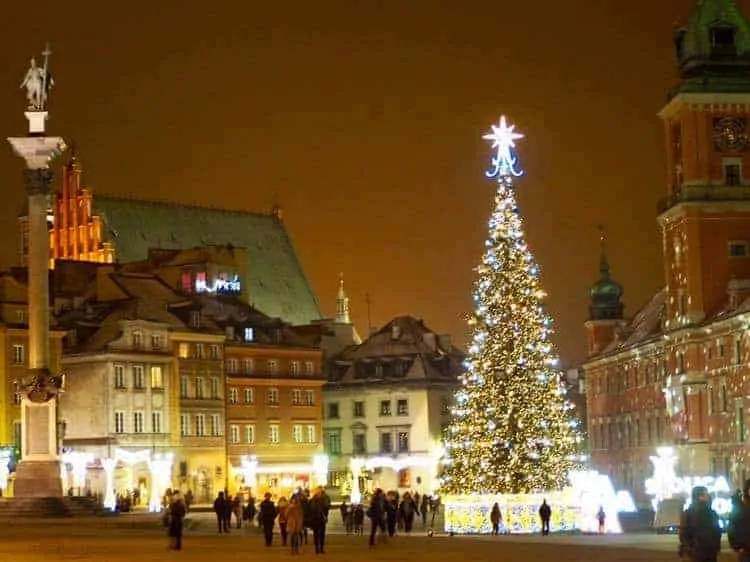 warsaw-main-square-christmas-min